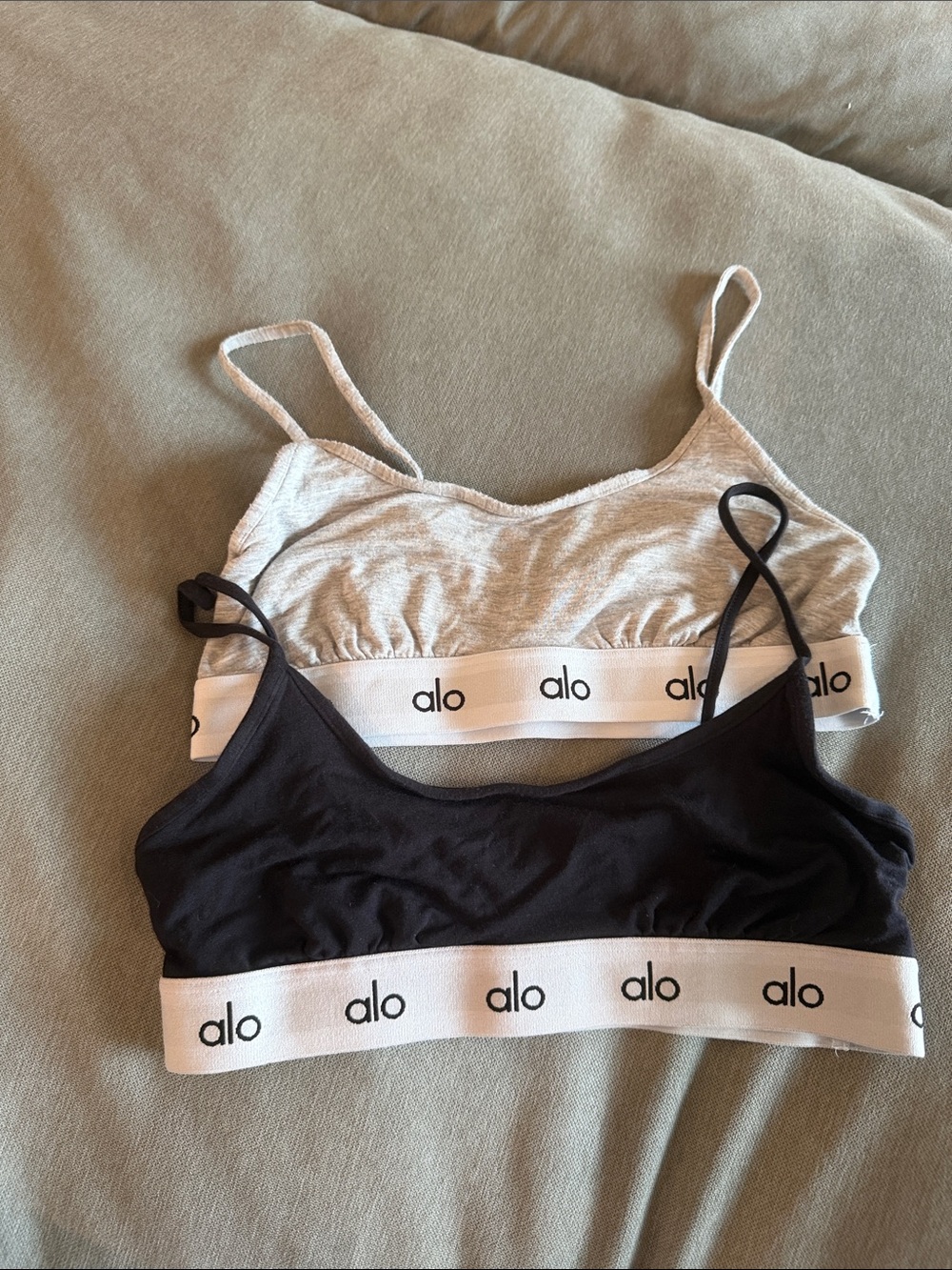 Alo Bralette Duo — Black & Heather Gray